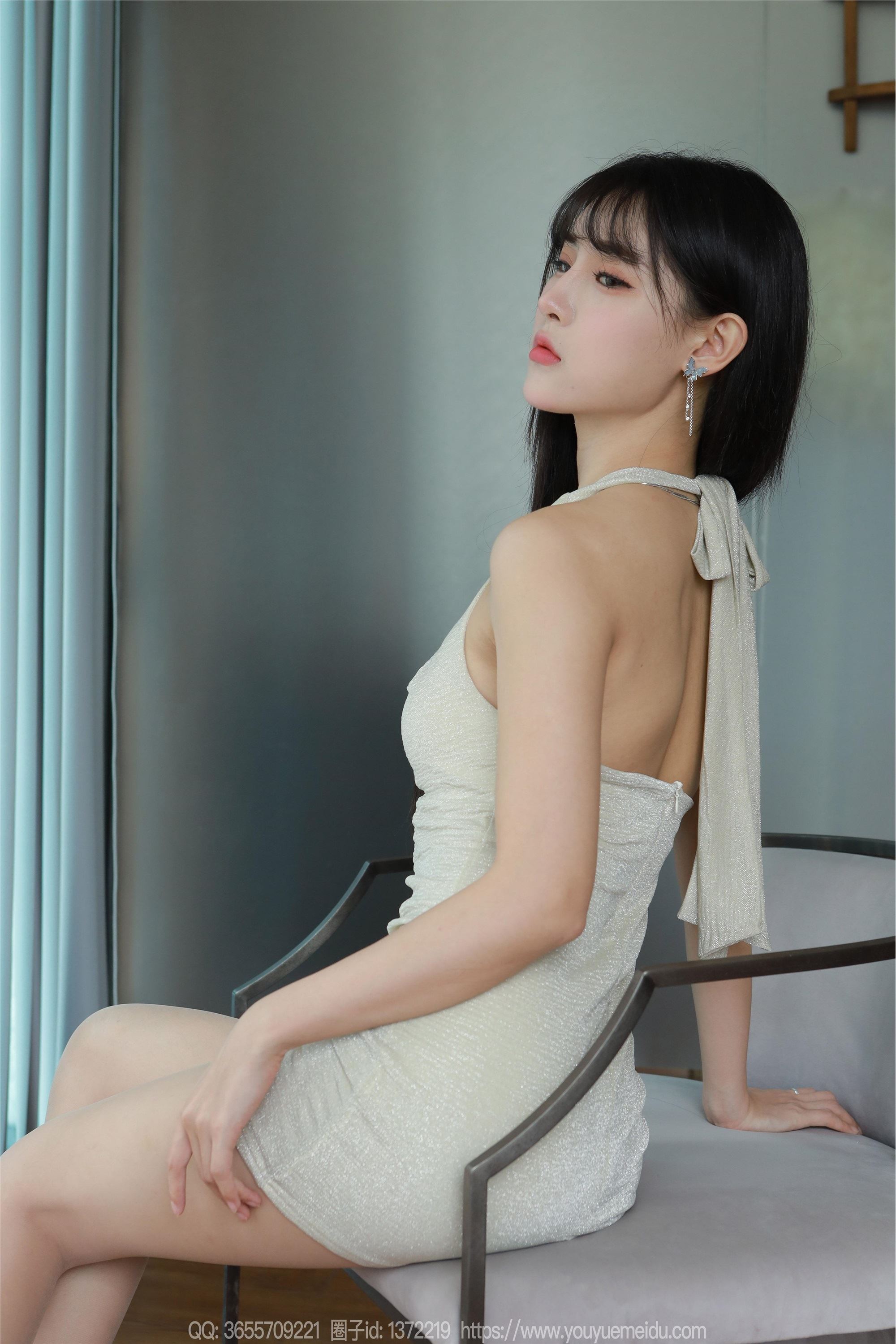 IESS异思趣向  2024.05.31 丝享家 1756 小宝《挂脖包臀裙》